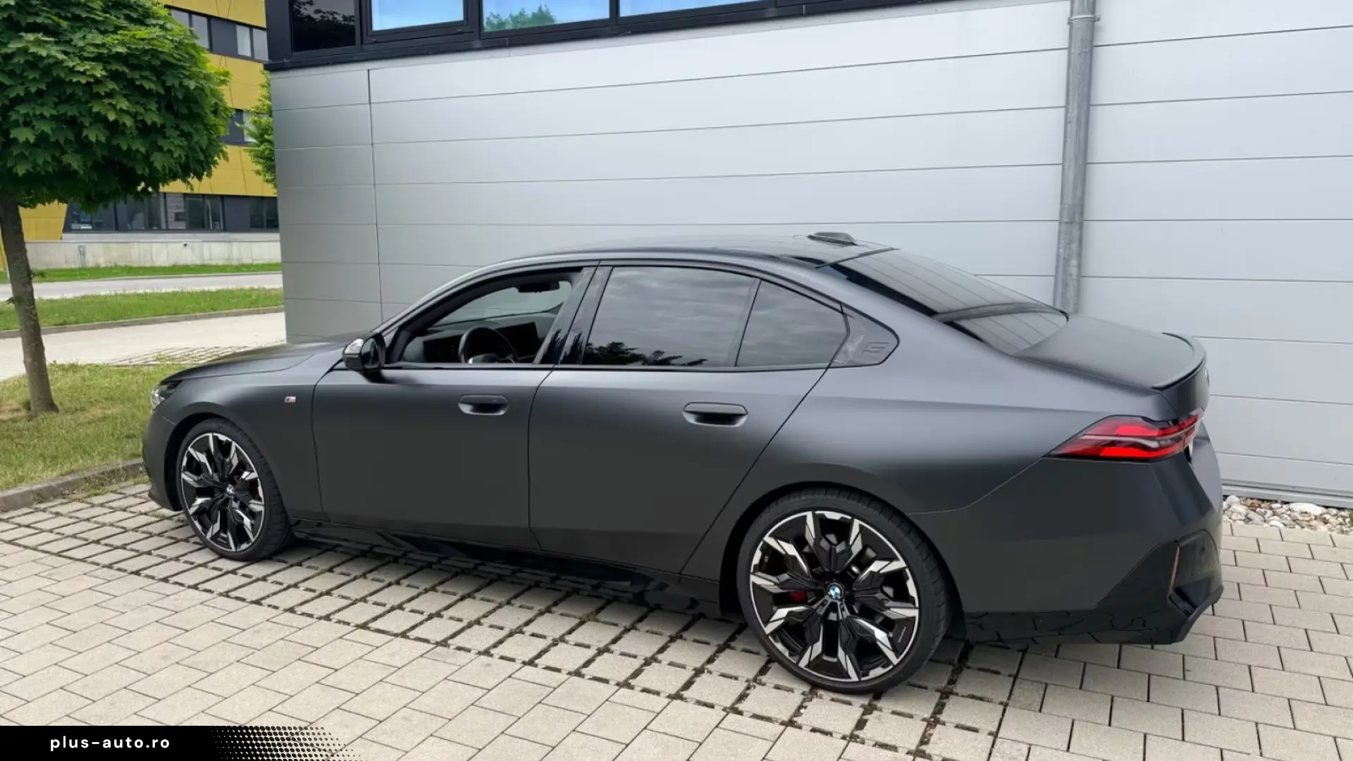 BMW 520d xDrive M Sport   Finanțare Leasing