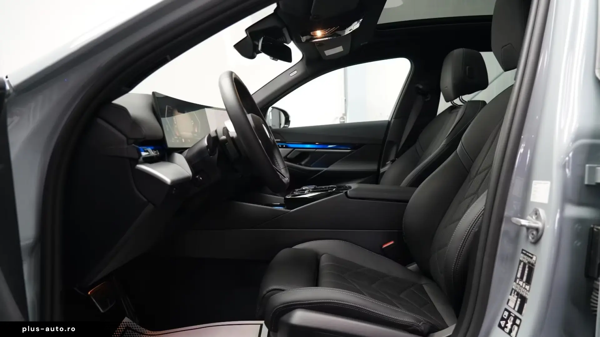 BMW 520d xDrive M Sport Pano 360   Finanțare Leasing