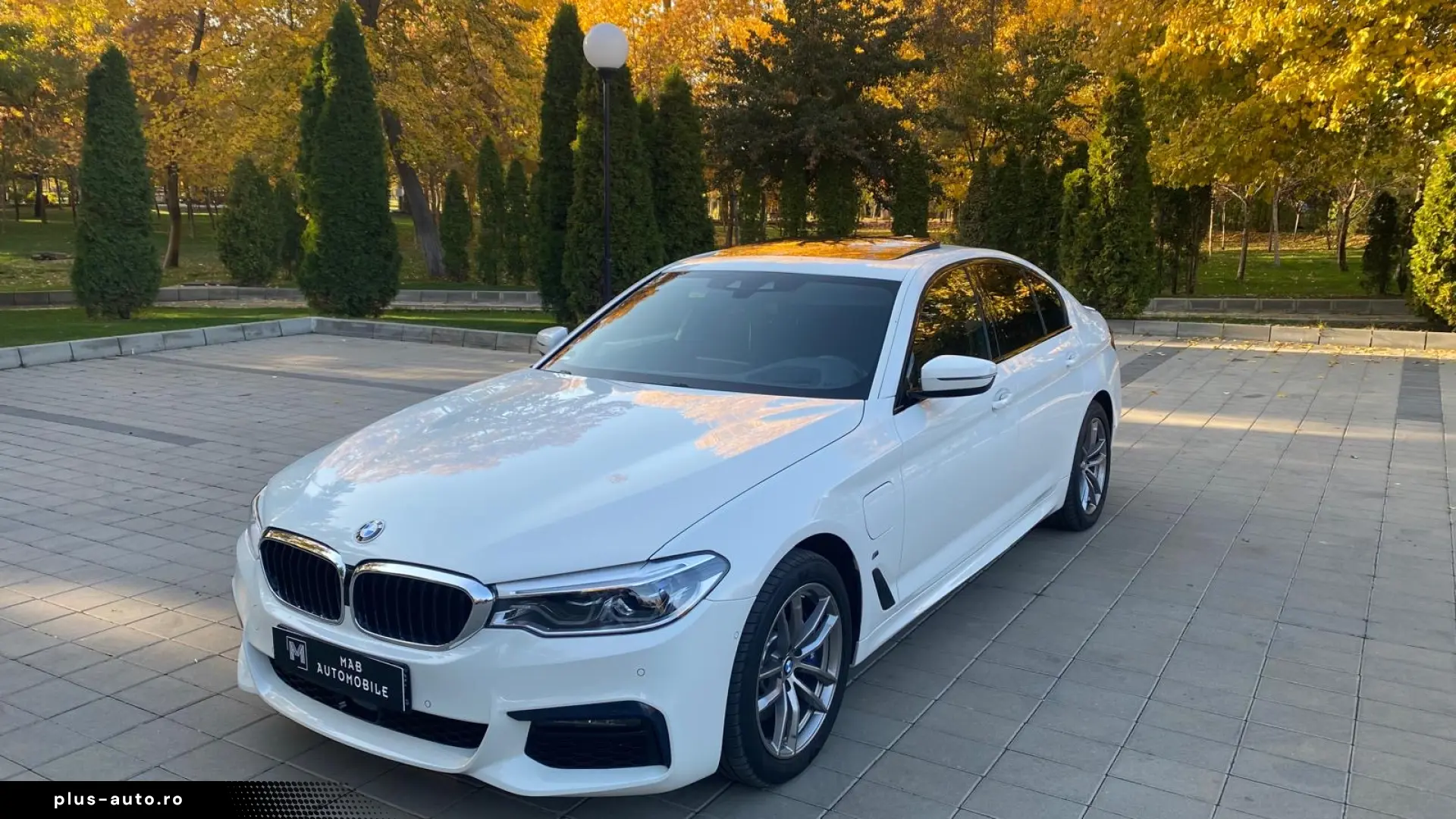 BMW 530E Plug-in Hibrid M pachet