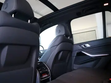 BMW X5 40d M Sport   DrivAssProf   HUD   360    Pano