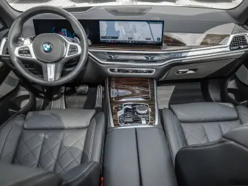 BMW X5 xDrive30d M Sport HUD PANO ACC AHK 360 KAM