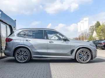 BMW X5 xDrive30d M Sport HUD PANO ACC AHK 360 KAM
