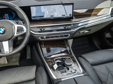 BMW X5 xDrive30d M Sport HUD PANO ACC AHK 360 KAM