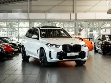 BMW X530d M Sport Memo AHK Pano HUD Brown 7-Seat
