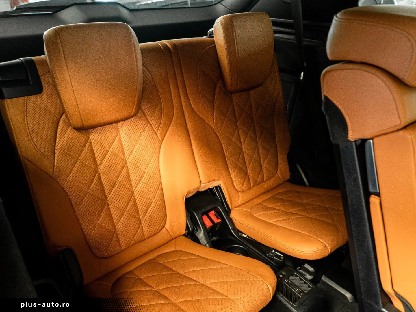 BMW X530d M Sport Memo AHK Pano HUD Brown 7-Seat