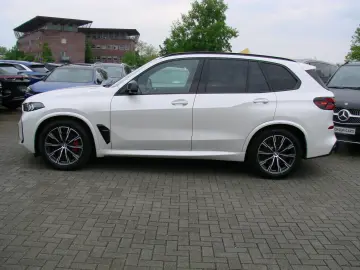 BMW X5 M60 i V8 M-Sport Pro xDrive Exclusiv Pano Luf
