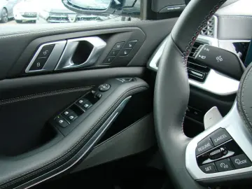 BMW X5 M60 i V8 M-Sport Pro xDrive Exclusiv Pano Luf