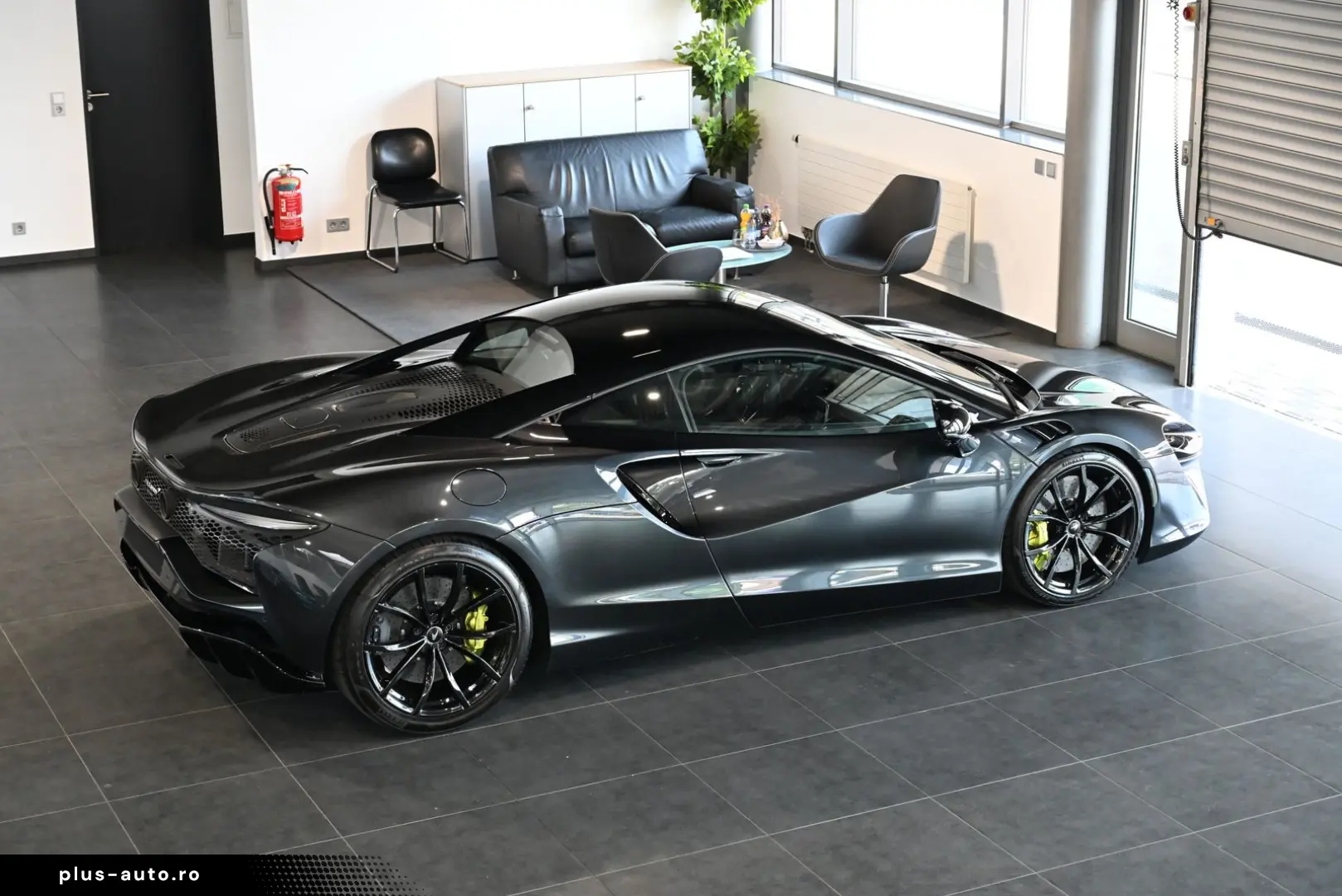 MCLAREN Artura Clubsport Vision Technology Practicality
