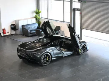 MCLAREN Artura Clubsport Vision Technology Practicality
