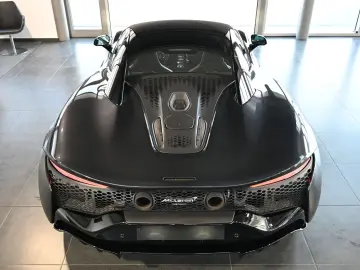MCLAREN Artura Clubsport Vision Technology Practicality