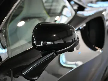 MCLAREN Artura Clubsport Vision Technology Practicality