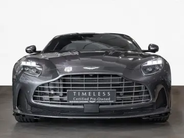 ASTON MARTIN DB12 Coupe Aston Martin Hamburg