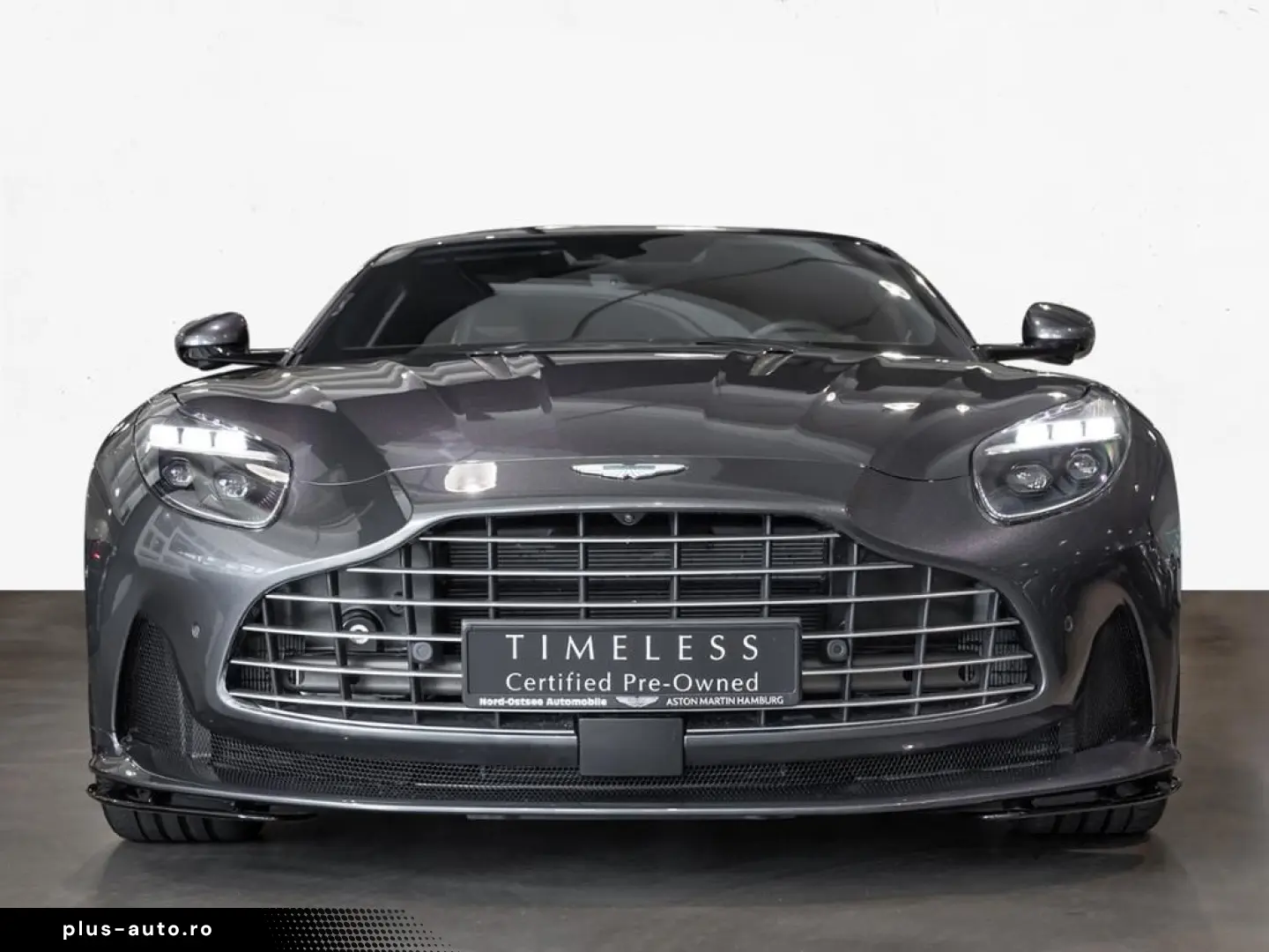 ASTON MARTIN DB12 Coupe Aston Martin Hamburg