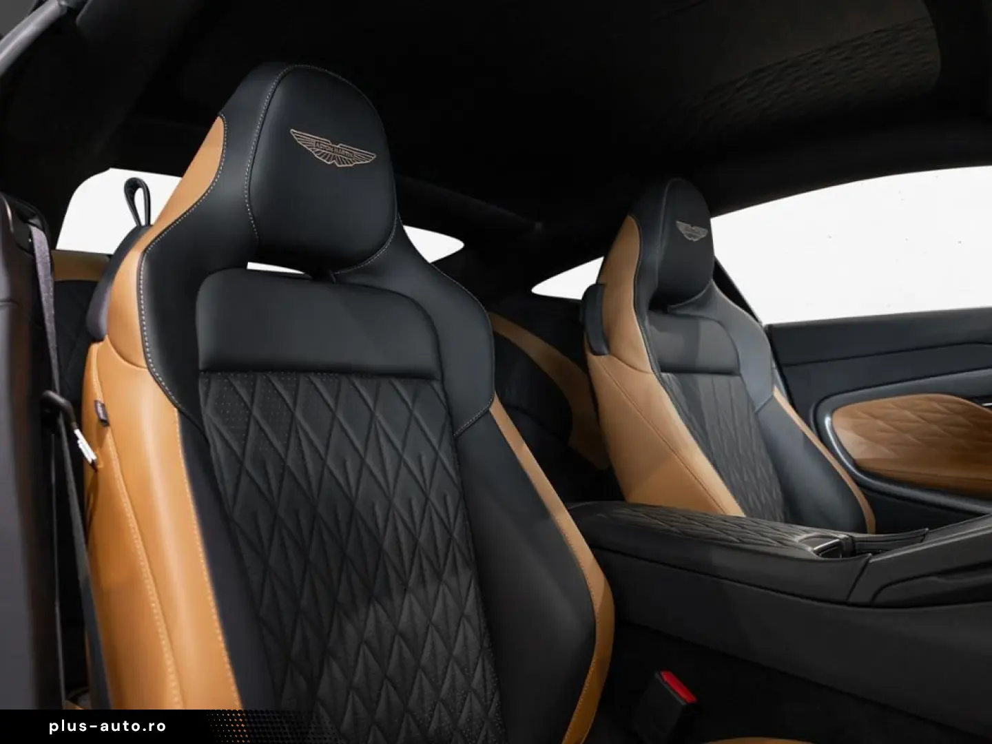 ASTON MARTIN DB12 Coupe Aston Martin Hamburg