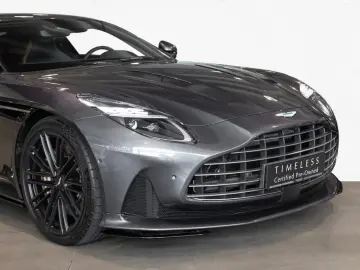 ASTON MARTIN DB12 Coupe Aston Martin Hamburg