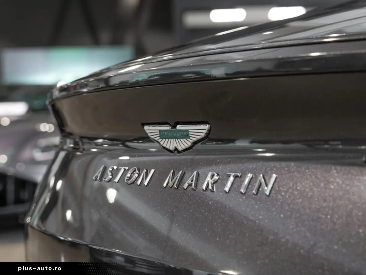 ASTON MARTIN DB12 Coupe Aston Martin Hamburg