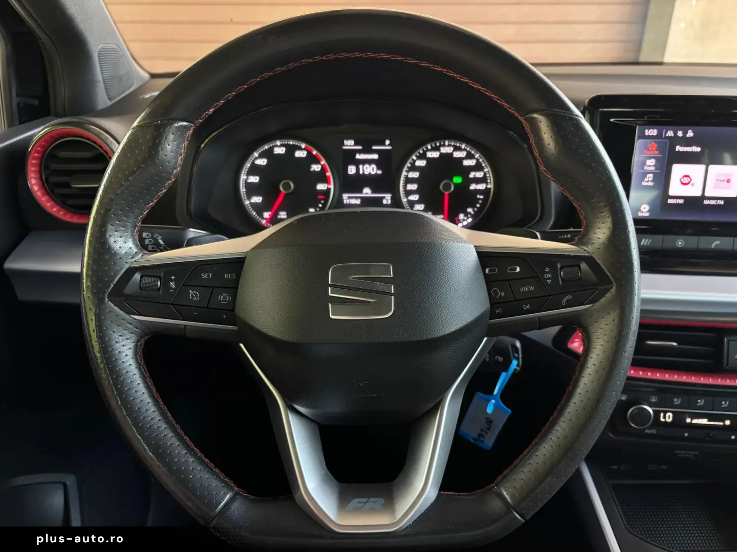 Seat Arona