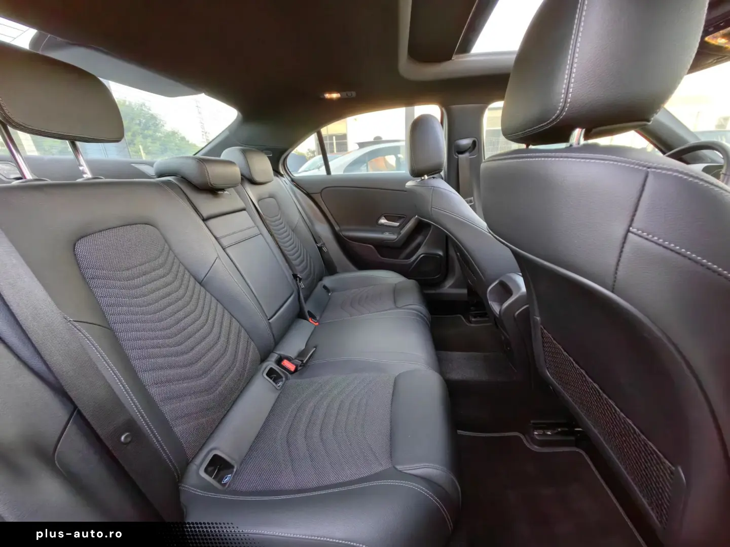 Mercedes-Benz A-180
