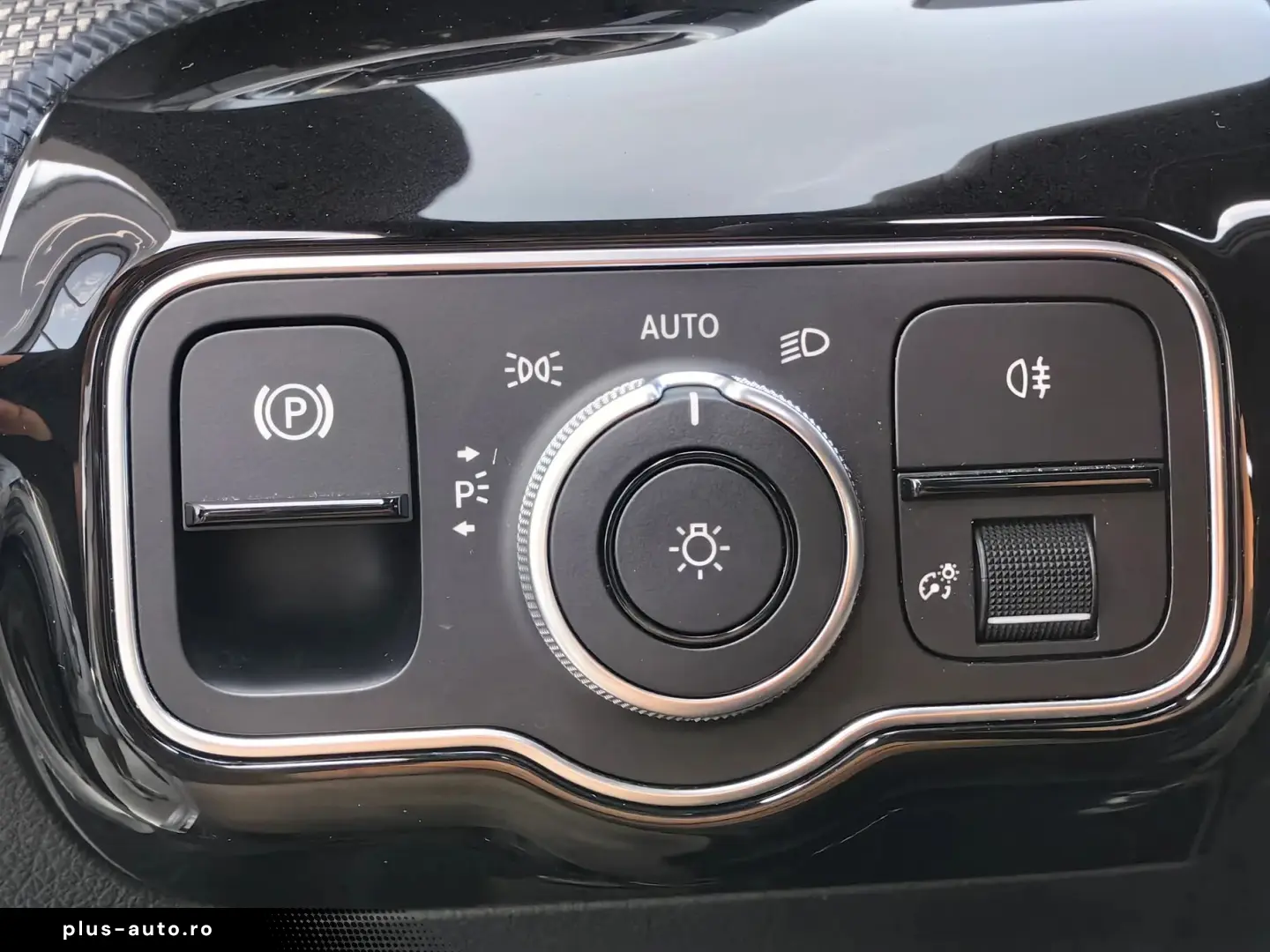 Mercedes-Benz A-180