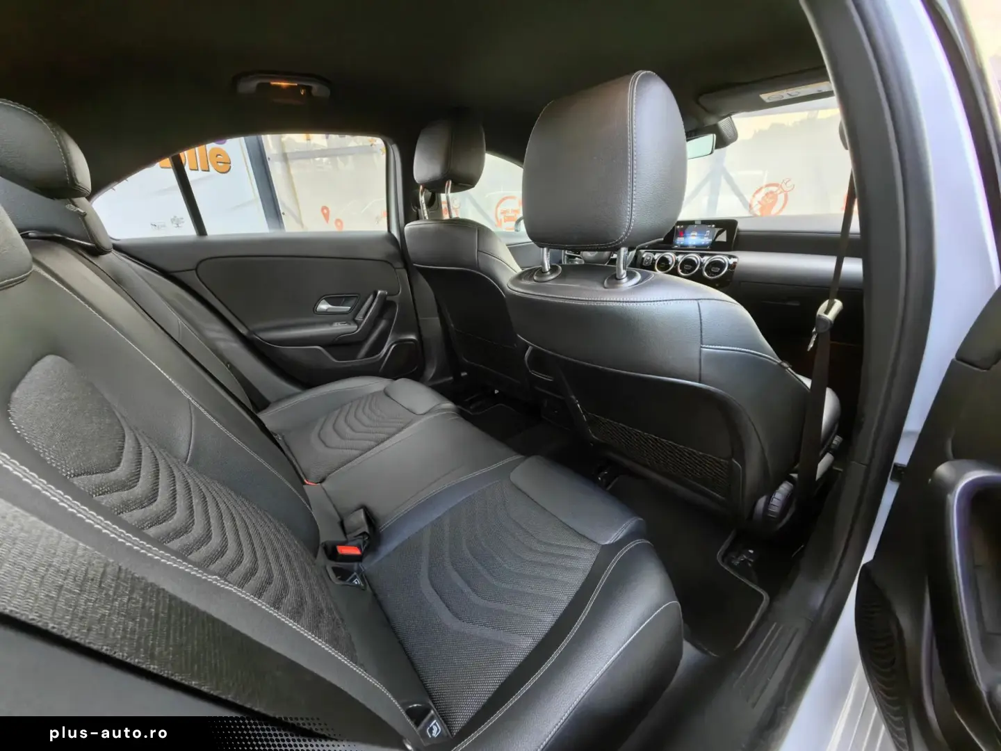 Mercedes-Benz A-180
