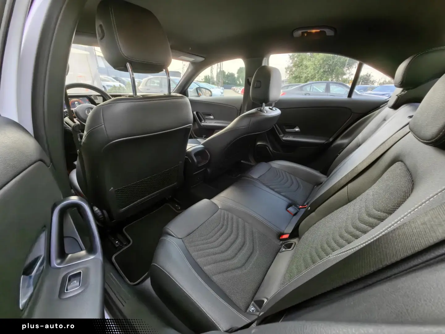 Mercedes-Benz A-180