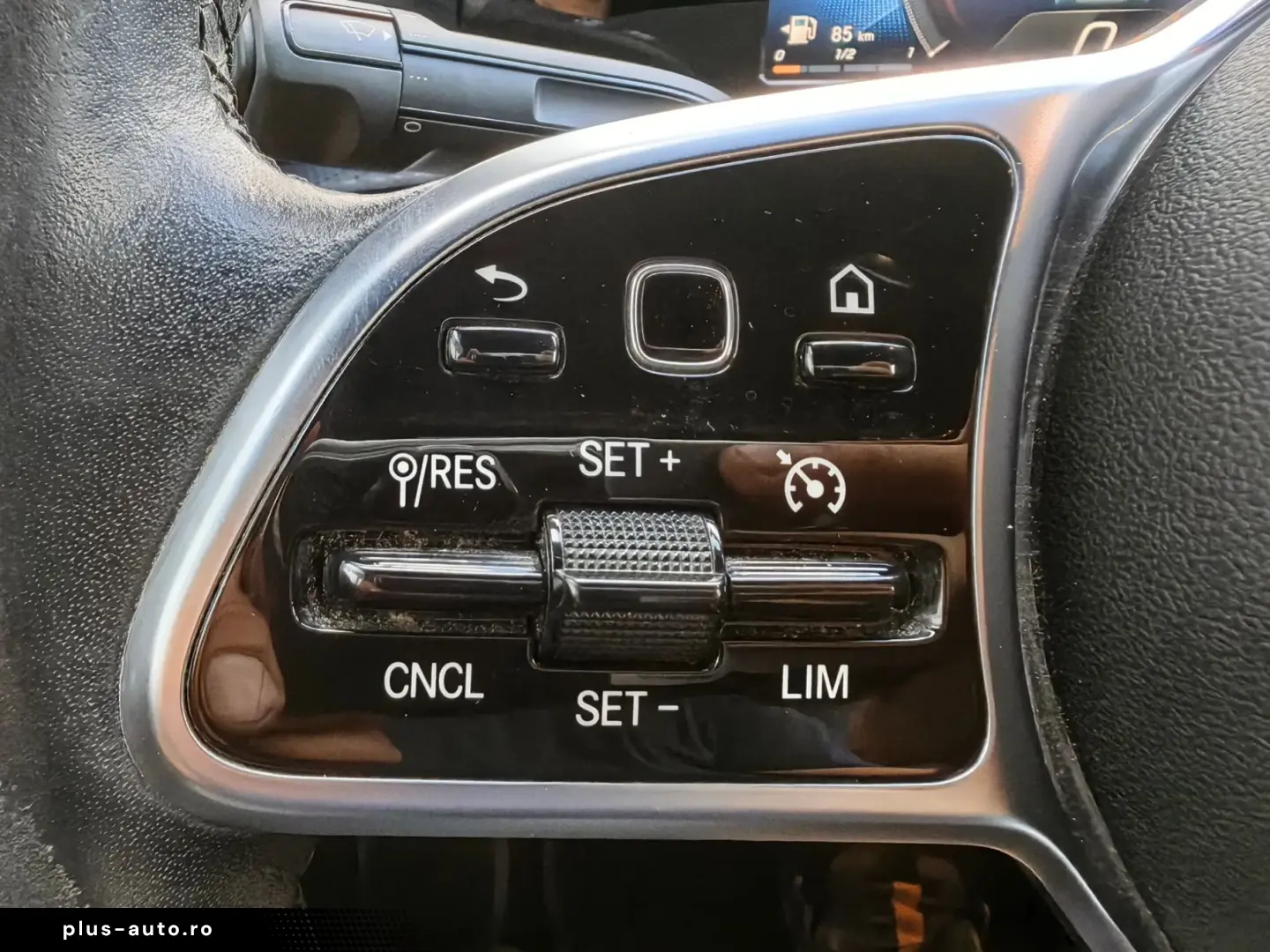Mercedes-Benz A-180