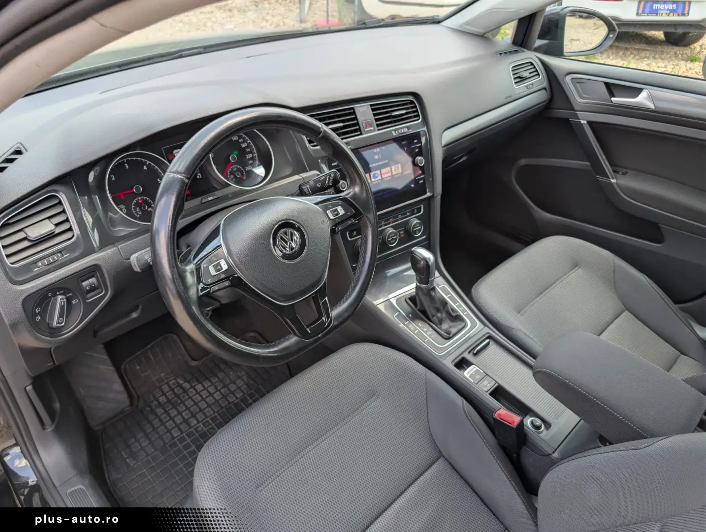 Volkswagen Golf   1.6 TDI DSG 115CP   2017   TVA Deductibil