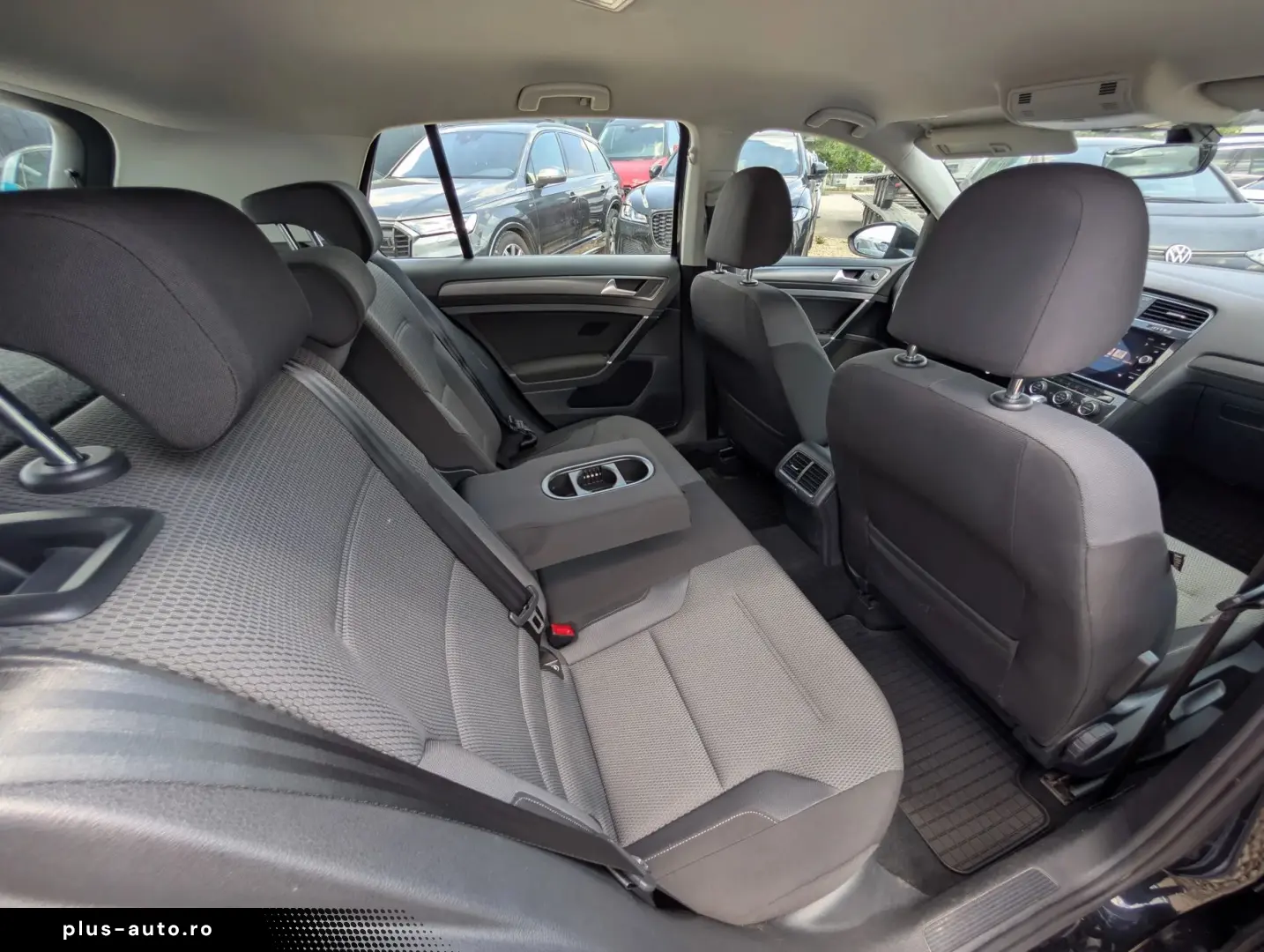 Volkswagen Golf   1.6 TDI DSG 115CP   2017   TVA Deductibil