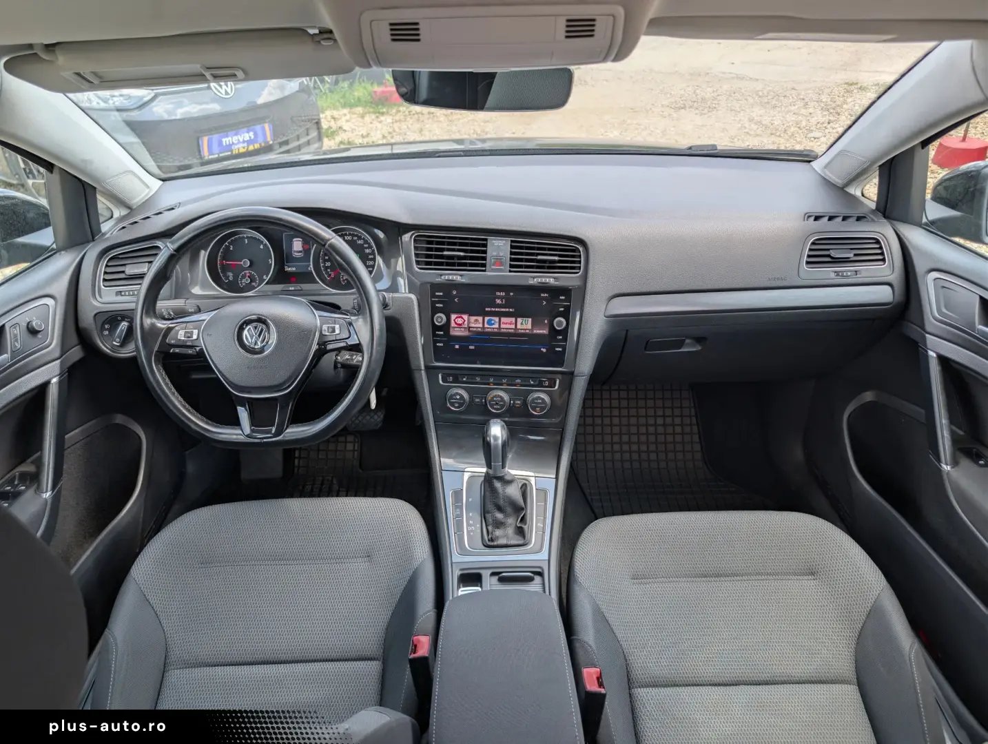 Volkswagen Golf   1.6 TDI DSG 115CP   2017   TVA Deductibil