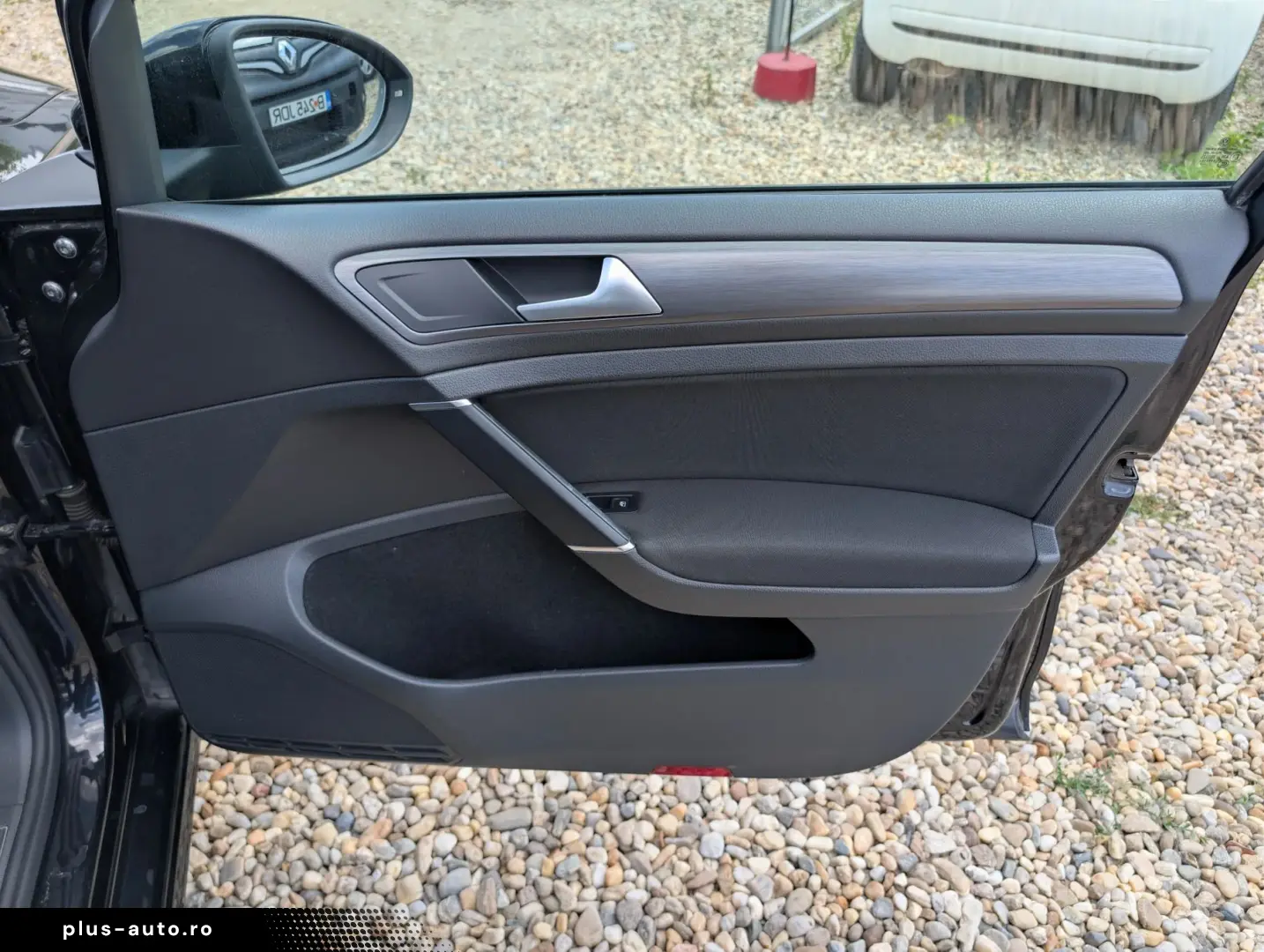 Volkswagen Golf   1.6 TDI DSG 115CP   2017   TVA Deductibil