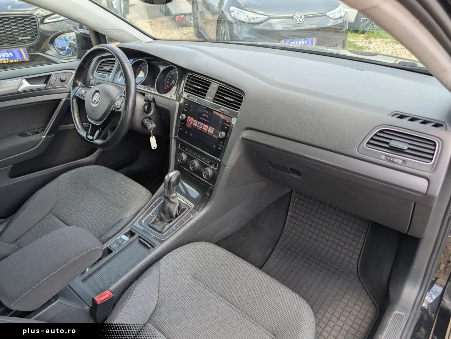 Volkswagen Golf   1.6 TDI DSG 115CP   2017   TVA Deductibil