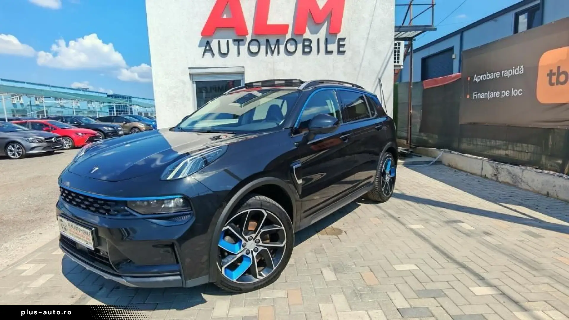 Lynk-Co 01