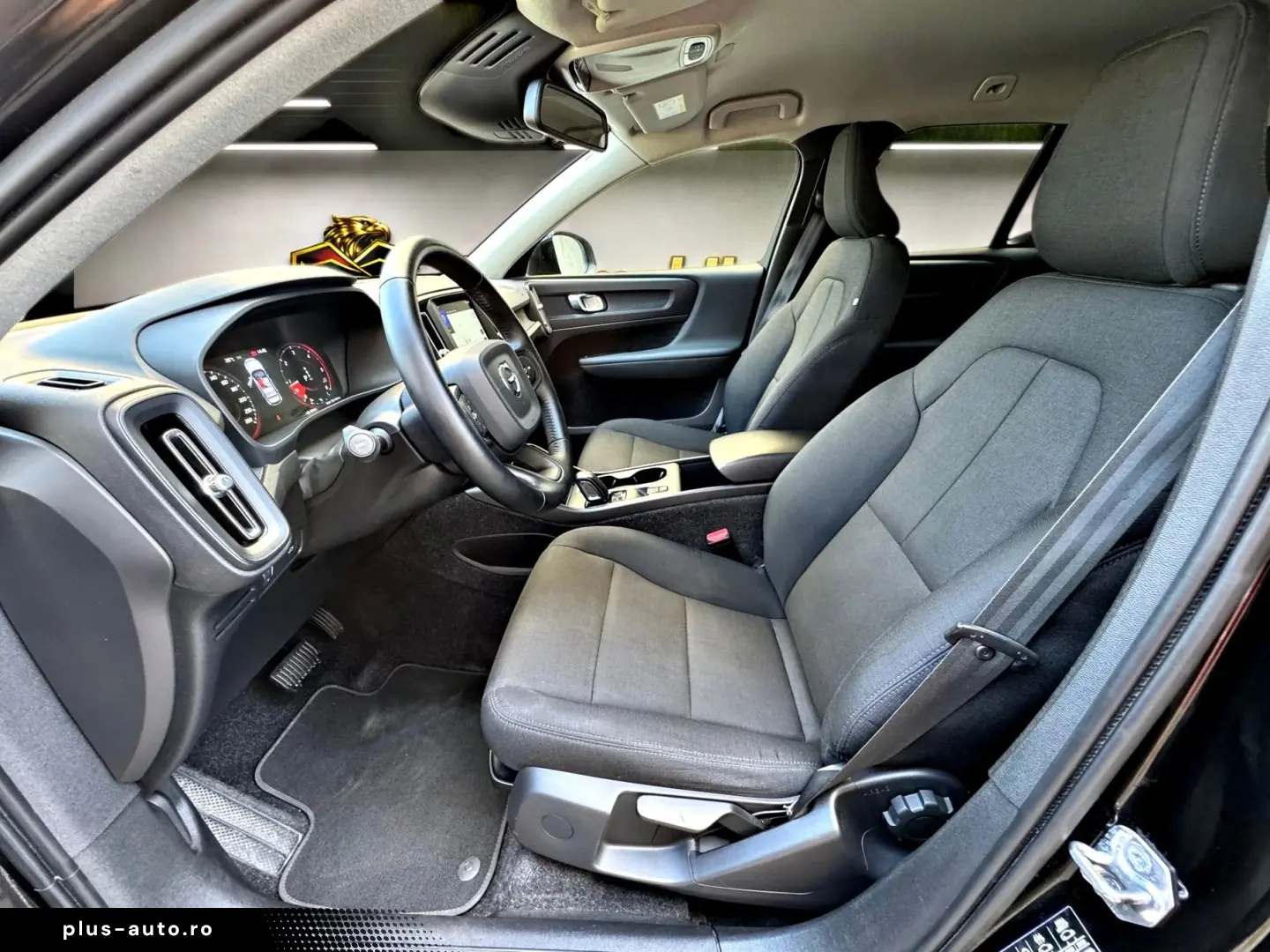 Volvo Xc-40