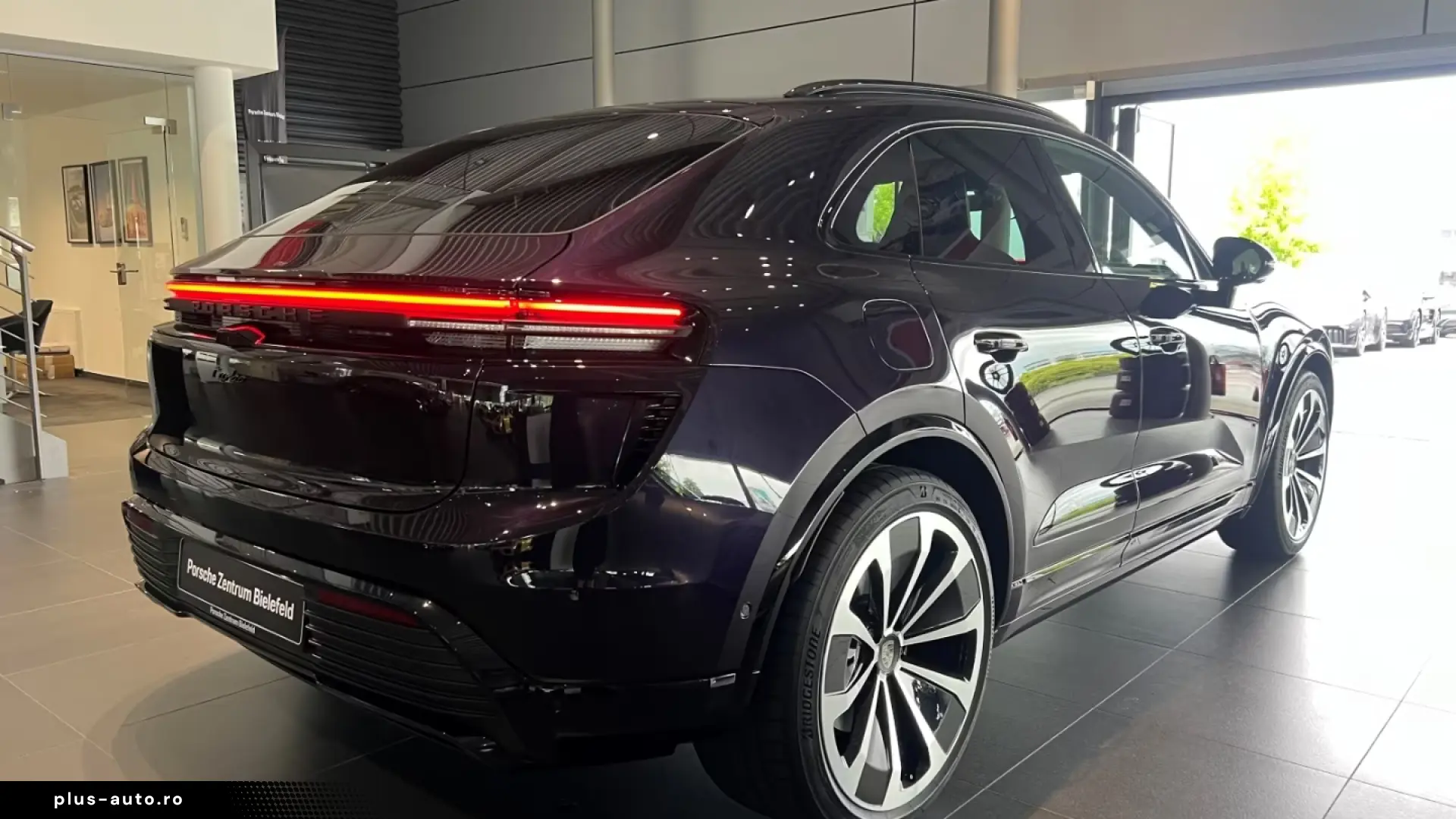 Porsche Macan Turbo BOSE