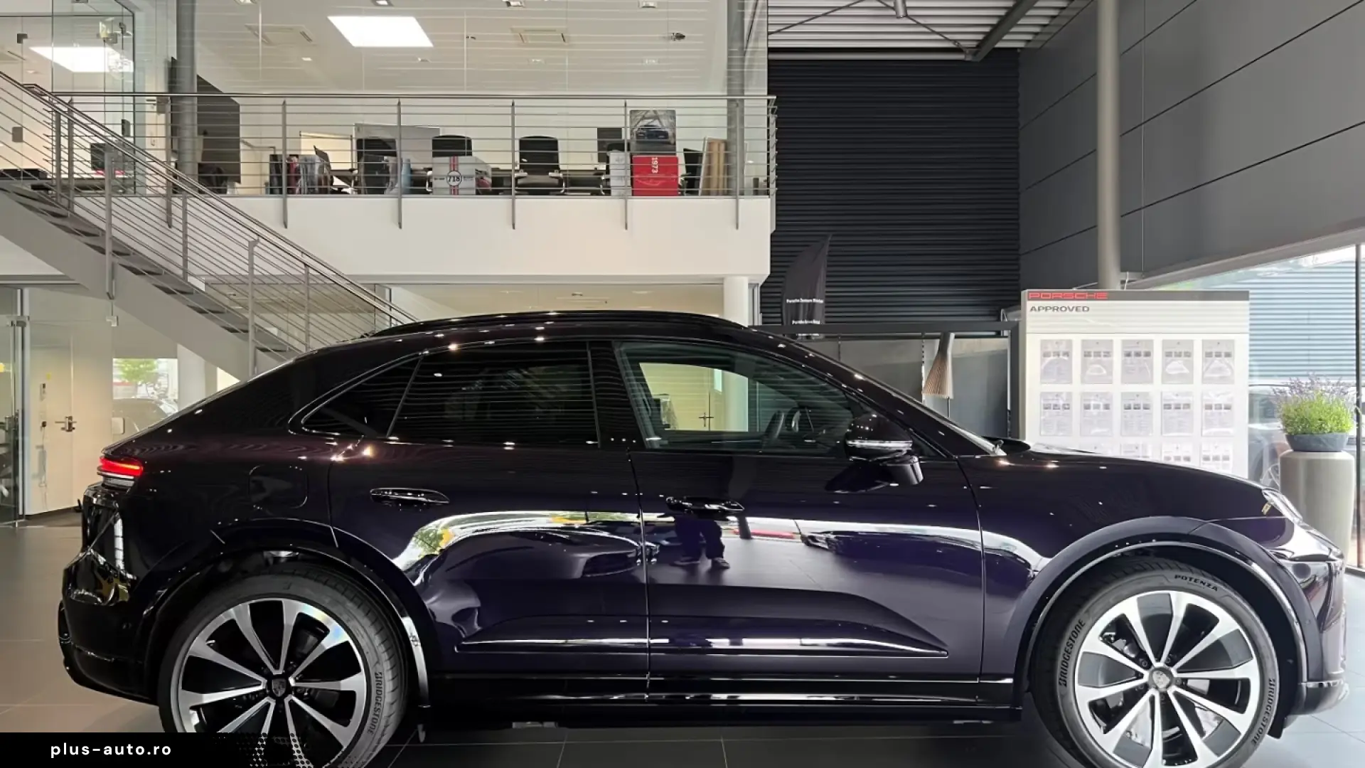 Porsche Macan Turbo BOSE
