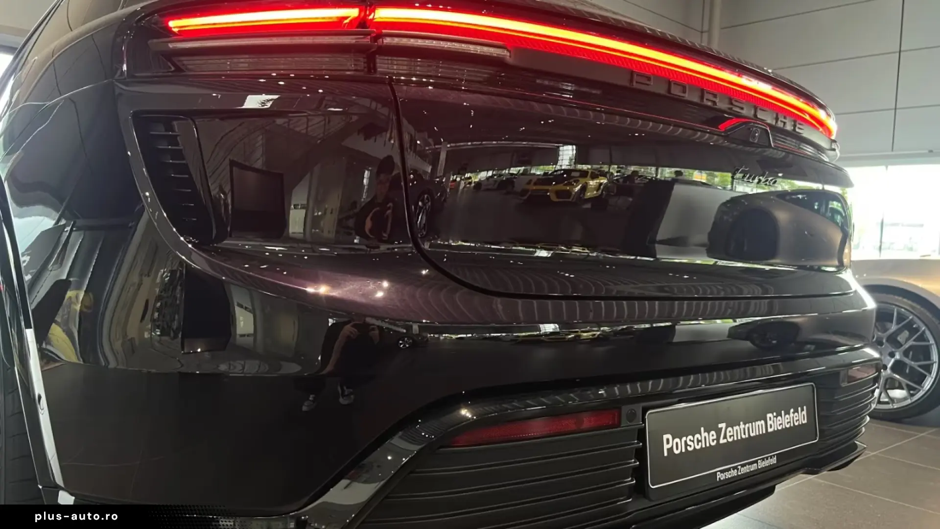 Porsche Macan Turbo BOSE
