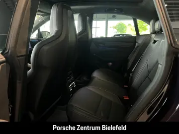 Porsche Macan Turbo BOSE