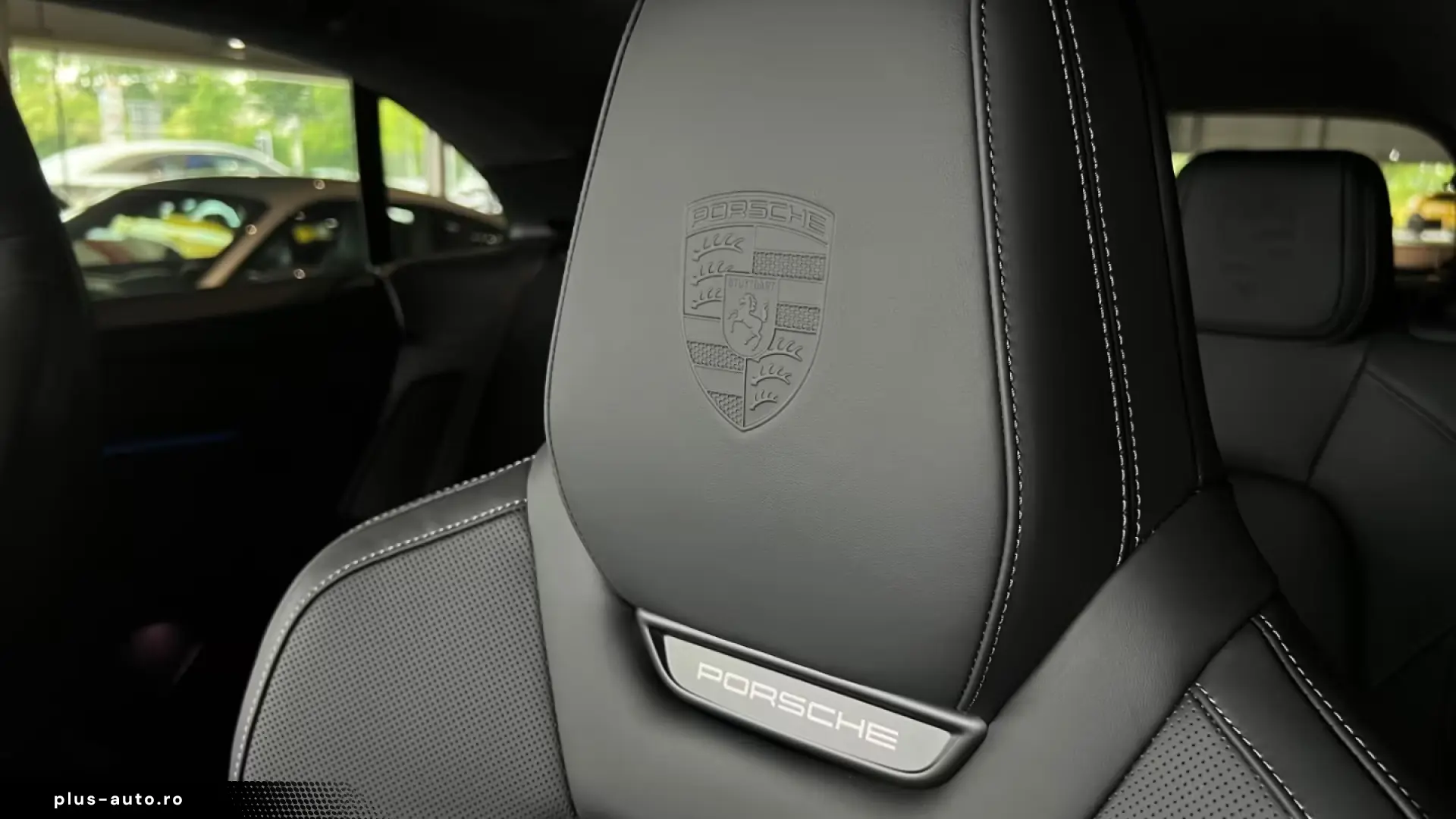Porsche Macan Turbo BOSE