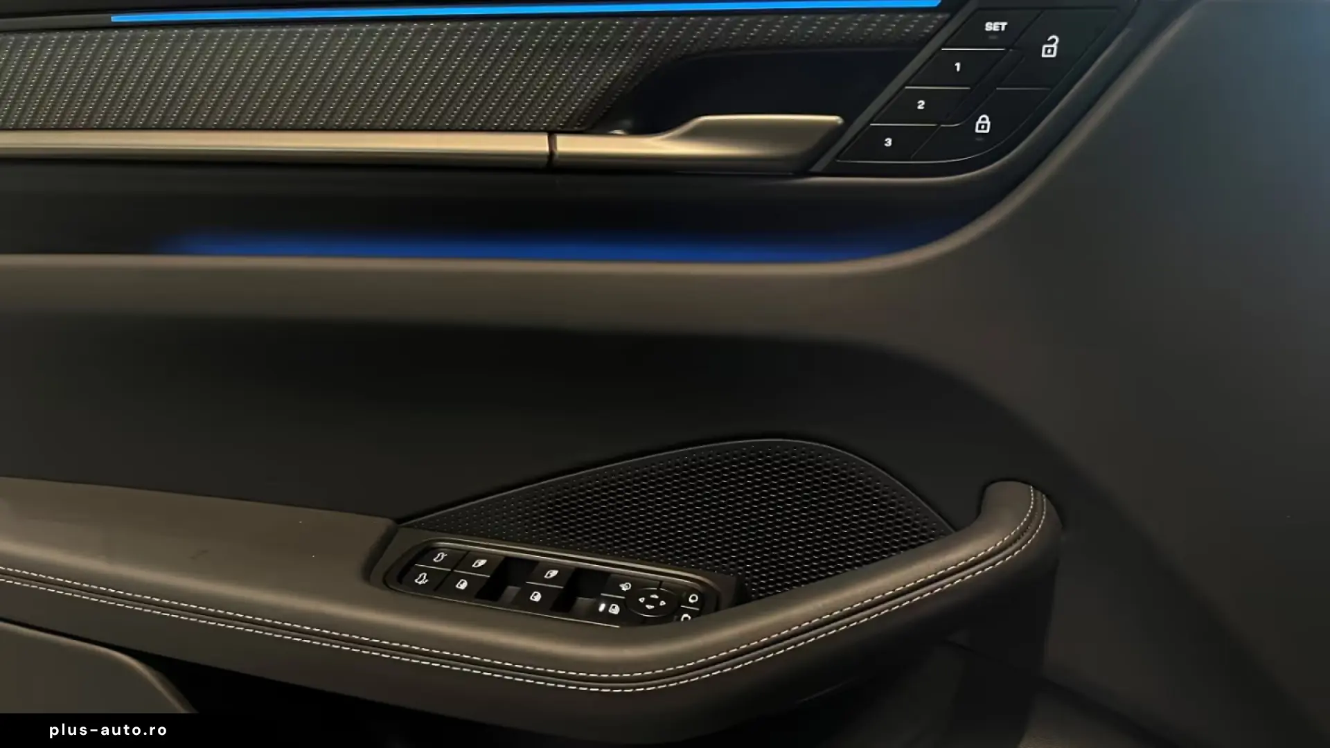 Porsche Macan Turbo BOSE