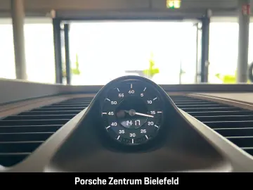 Porsche Macan Turbo BOSE
