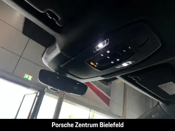 Porsche Macan Turbo BOSE
