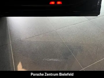 Porsche Macan Turbo BOSE