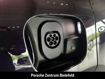Porsche Macan Turbo BOSE