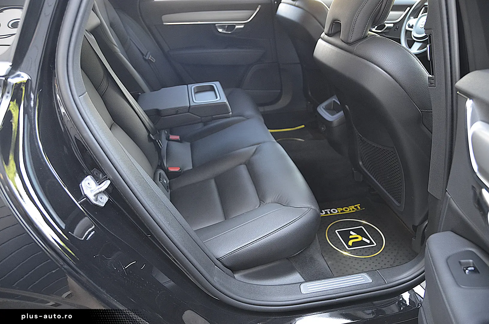 Volvo S90 AWD B5 Polestar Geartronic Momentum Plus Hibrid2
