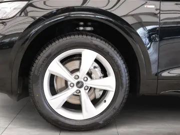 AUDI Q5 45 TFSI quattro S line ACC