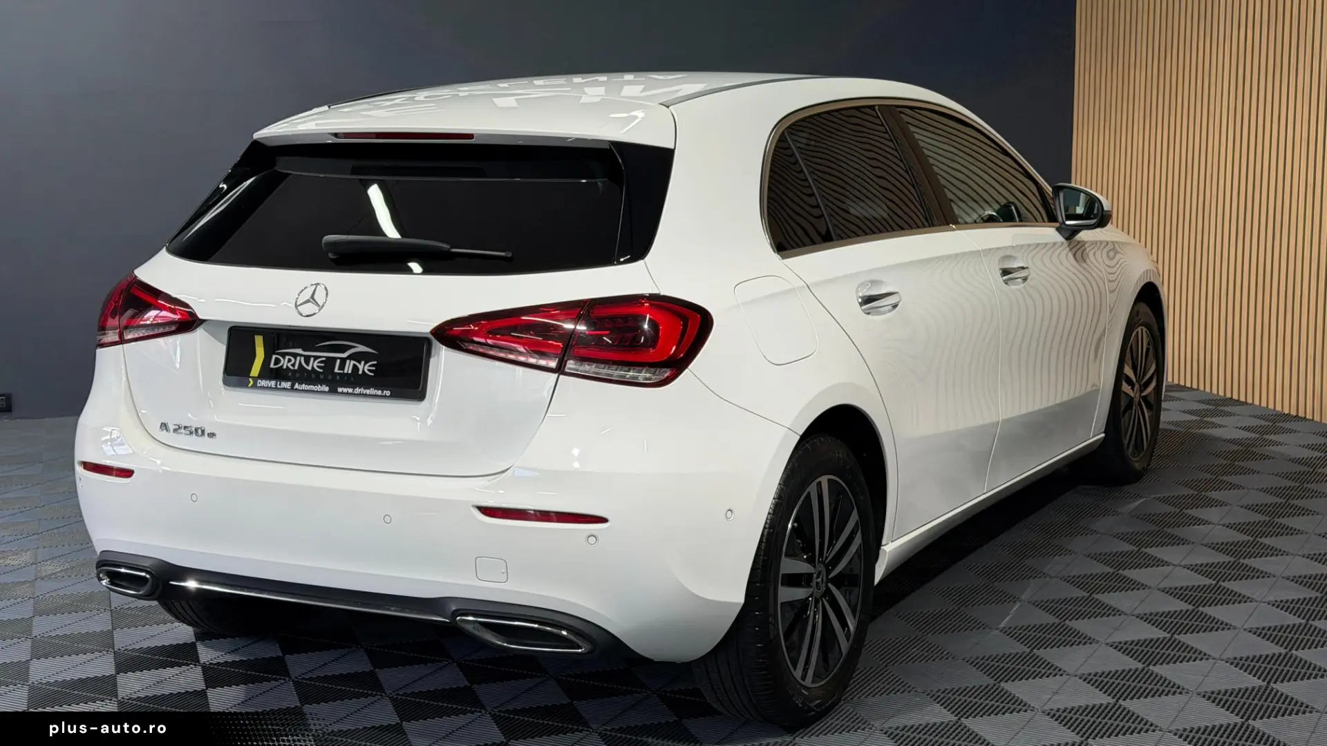 MERCEDES-BENZ A 250 e 8G-DCT Advanced Progressive Limousine
