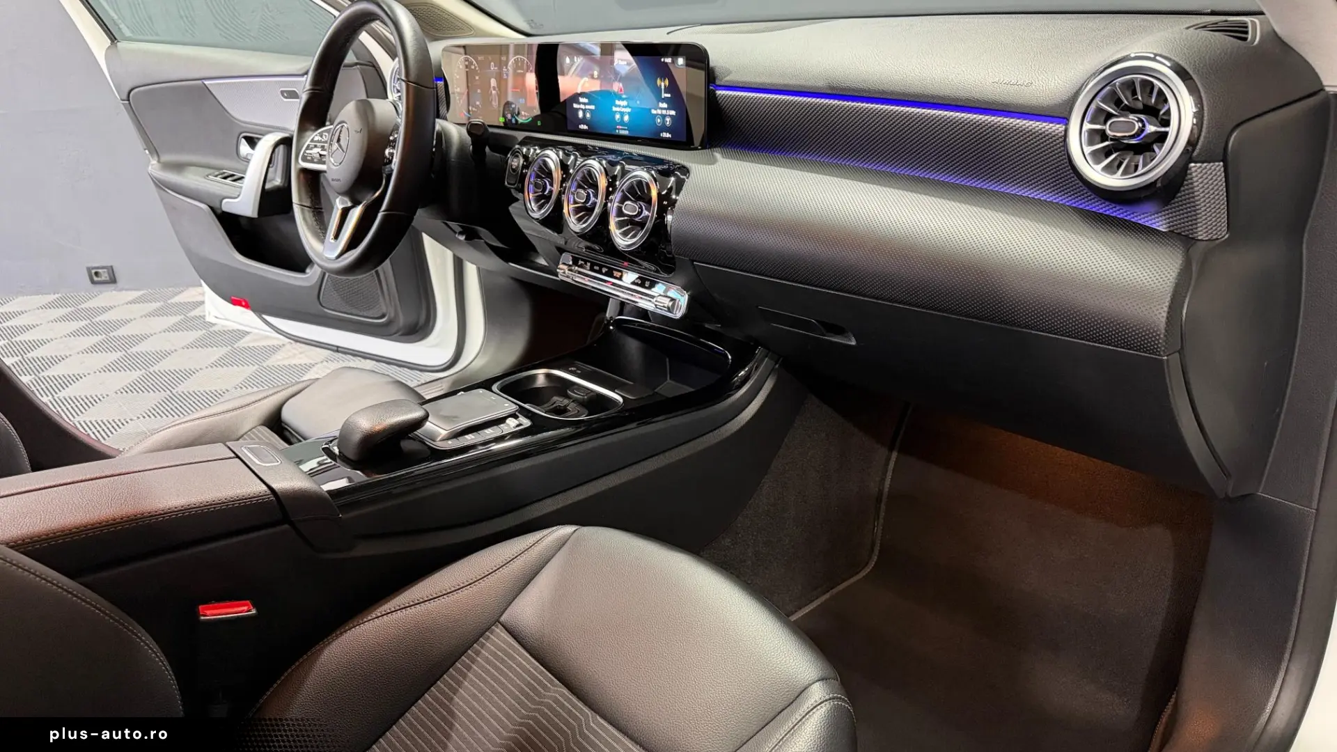 MERCEDES-BENZ A 250 e 8G-DCT Advanced Progressive Limousine