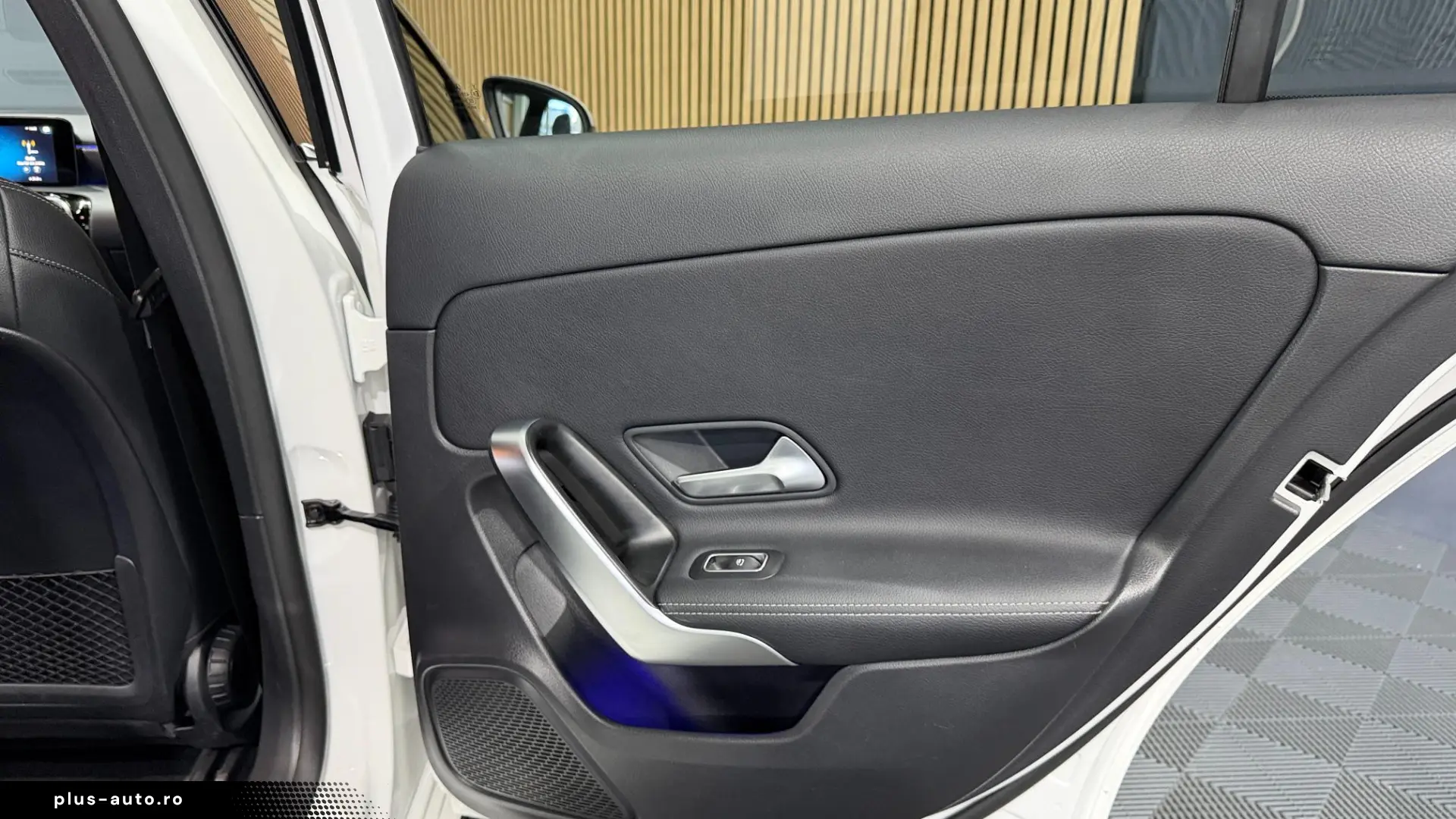 MERCEDES-BENZ A 250 e 8G-DCT Advanced Progressive Limousine