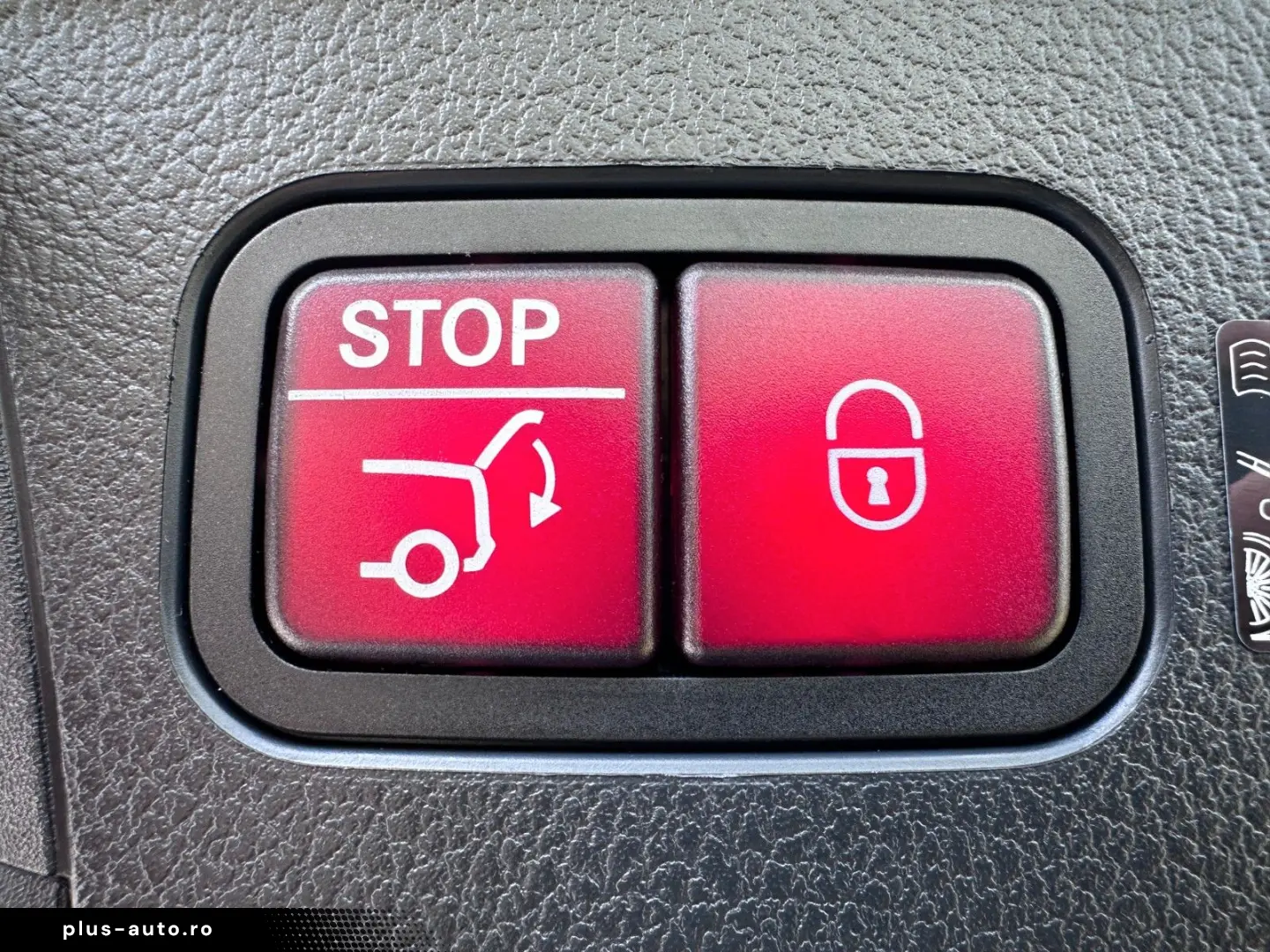 MERCEDES-BENZ GLE 450d 4M Coupe AMG DISTR HUD PANO BURM AHK