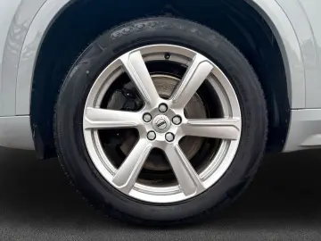 VOLVO XC90 B5 B AWD Core 7 Locuri